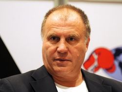 фото - Жена Дениса Бойцова обвиняет в нападении на боксёра его бывшего промоутера