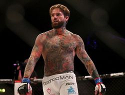 фото - Флойд Мейвезер объявил имя нового соперника