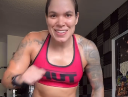 фото - Нуньес анонсировала возвращение в UFC? «Львица» оставила загадочное сообщение Уайту