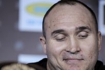 Видео боя: Александр Устинов — Трэвис Уокер