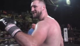 Валлин нокаутировал Томаса: видео