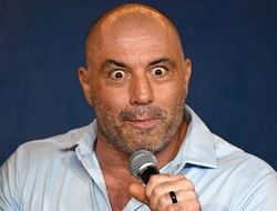 фото - Конор Макгрегор получит титульный бой сразу после возвращения? Мнение Джо Рогана