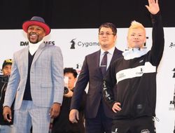 фото - Флойд Мэйузер и Теншин Насукава на финальной пресс-конференции: видео, фото, результаты взвешивания