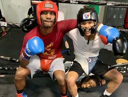 фото - Есть апсет! Топ-проспект Элвис Родригес проиграл Кеннету Симсу: видео