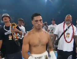 фото - Опетая жёстко нокаутировал Ньику: видео