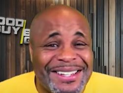 фото - «Пожалуйста, не делай так». Кормье обратился к Джонсу