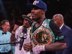 фото - Джермалл Чарло: «Всем заткнуться! В сентябре с Канело дерусь я!»