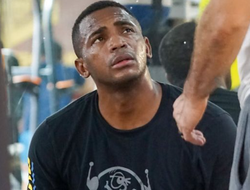 фото - Эрисланди Лара: «Я — современный Бернард Хопкинс»