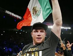 фото - Вся Мексика хочет, чтобы Альварес нокаутировал Головкина — промоутер