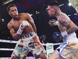 фото - Девин Хэйни – Джордж Камбосос. Видео лучших моментов боя