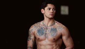 Стало известно, кто будет готовить Гарсию к бою с Барриосом