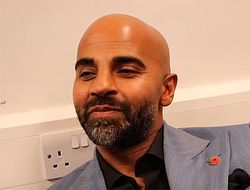 фото - Беллью лучше адаптируется в ринге, он техничнее Усика — тренер