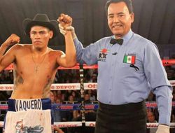 фото - Айзек Догбо потерял титул, Эмануэль Наваррете — новый чемпион мира