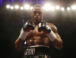 фото - Энтони Ярд удосрочил соотечественника Дека Спелмана