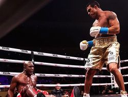 фото - Реакция боксёрской и ММА общественности на поражение Холифилда