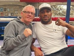 фото - Джошуа вернулся в зал. Показал, откуда начинал — фото