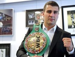 фото - «Альварес сильно помог ему в бою». Гвоздик о противостояниях Канело с Биволом и Головкиным