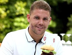 фото - Промоутер Сондерса установил дэдлайн по бою с Головкиным