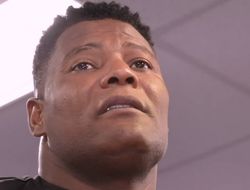 фото - СМИ задаются вопросом: Луису Ортису — 40 лет или всё же 50?