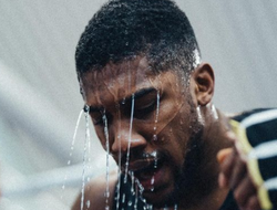 фото - 10 дней до боя Джошуа–Усик: свежие кадры подготовки боксёров к бою