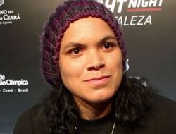 фото - Аманда Нуньеш готова драться с Клариссой Шилдс. Но есть два условия