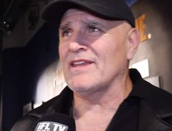 фото - Людям из команды Тайсона не хватит мозгов, чтобы побить Усика по очкам — Джон Фьюри