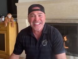 фото - Опетаю обманули! «Правдоруб» Де Ла Хойя «разоблачил» Уайта