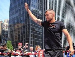 фото - Ломаченко объявил о возвращении: названа дата следующего боя