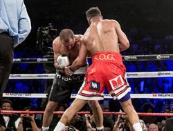 фото - Ковалёв подал официальный протест на результат боя с Уордом — СМИ