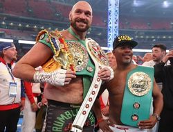 фото - Фьюри боится Усика и Джошуа? Промоутер ответил на нелепые обвинения