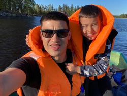 фото - Бивол с сыном, Хабиб в родных краях, мотивация от Ковалёва — соцсети 