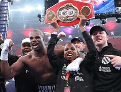 фото - Экс-коллега по сборной об ударной мощи Дюбуа: «Упал на канвас и сломал лодыжку»