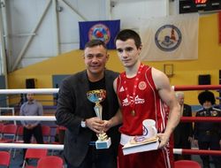 фото - Хусейн Байсангуров против Карло Табагуа: 23 апреля в Киеве