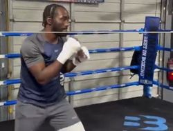 фото - Кроуфорд показал подготовку к бою с Альваресом: видео