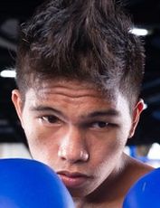 Кенни Демесильо