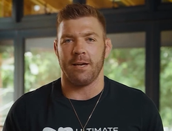 фото - «Хотел драться с Чимаевым, но...» Чемпион UFC объяснил выбор соперника