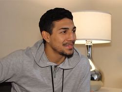 фото - «Подписывай бумаги, ты, украинский ***!» Теофимо Лопес хочет «наехать» на Ломаченко