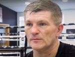 Есть шанс увидеть реванш Мейвезера и Рикки Хэттона. Всё зависит от Барреры