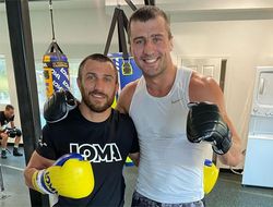 фото - «Он же не вышел с флагом России». Александр Гвоздик о Ломаченко, Лопесе, Камбососе и скандале с флагом