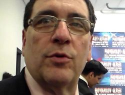 фото - Промоутер Головкина интересуется готовностью Эндрэда драться 5 мая