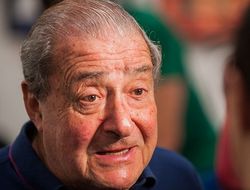 фото - Дэйна Уайт идёт в бокс, чтобы выжил UFC — мнение Арума