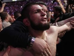 фото - Невезение, кровь и безумие. Репортаж о UFC 229