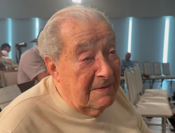 фото - Арум предлагает Хэйни мегафайт. Но тот должен сперва отказаться от титула