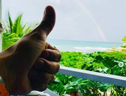 фото - Хэй на Ямайке, Хегай в Одессе, Броунер с друганами, а Ковалёв спаррингует — соцсети