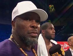 фото - Тренер Дюбуа в шоке от «удара ниже пояса» по Усику — видео