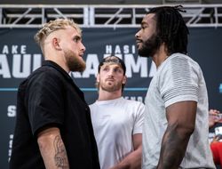 фото - Причём тут Ромеро и Юбэнк? Рахман угрожает нокаутом не только ютуберу Полу