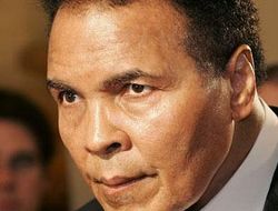 фото - 74-летний Мухаммед Али находится в больнице