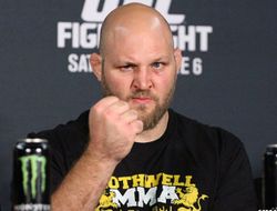 фото - Бен Ротуэлл намекает на допинговую зависимость Кейна Веласкеса