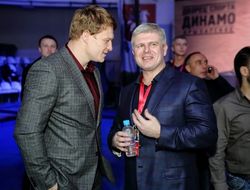 фото - Мы не должны держать Уайлдера, решение WBC поддерживаем — Рябинский