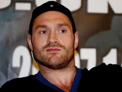 фото - Фьюри: Побью Владимира, а потом и Виталия Кличко